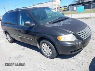 2006 Chrysler Town & Country LWB Touring with VIN 2A4GP54L36R906387, listed as a IAAI auction lot 41806980 with 272,942 mi miles. Bid and sale history available at carsss.com. Image 1.