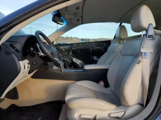 2010 Lexus IS 350 C z VIN JTHFE2C21A2500726, wystawiony jako Copart lot #85692954 z przebiegiem 29 038 mil mil oraz Nie do naprawy • Non repairable. Historia ofert i sprzedaży dostępna na DreamBid. Obrazek 7.