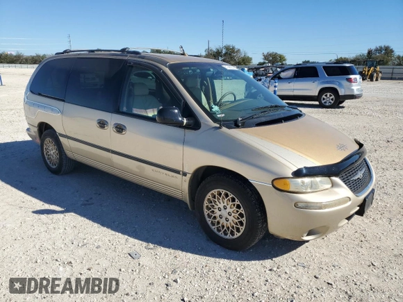 1998 Chrysler Town & Country LXi with VIN 1C4GP64LXWB644491, listed as a Copart auction lot 81560064 with 176,363 mi miles and Clean Title. Bid and sale history available at carsss.com. Image 4.