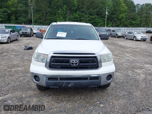 2010 Toyota Tundra z VIN 5TFUM5F14AX009280, wystawiony jako IAAI lot #42541661 z przebiegiem 280 107 mil mil oraz . Historia ofert i sprzedaży dostępna na DreamBid. Obrazek 12.