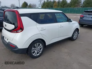 2021 Kia Soul S with VIN KNDJ23AU2M7143076, listed as a IAAI auction lot 41737738 with 57,990 mi miles and . Bid and sale history available at DreamBid. Image 4.