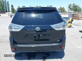 2019 Toyota Sienna SE z VIN 5TDXZ3DC9KS986994, wystawiony jako IAAI lot #42553898 z przebiegiem 88 315 mil mil oraz . Historia ofert i sprzedaży dostępna na DreamBid. Obrazek 17.