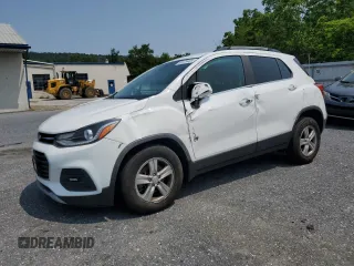 2020 Chevrolet Trax LT with VIN 3GNCJPSB0LL267025, listed as a Copart auction lot 60529465 with 44,470 mi miles and Salvage title. Bid and sale history available at DreamBid. Image 1.