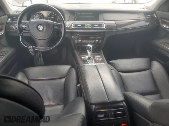 2011 BMW 7 Series 740i with VIN WBAKA4C5XBC612807, listed as a Copart auction lot 81424114 with 0 mi miles and Clean Title. Bid and sale history available at carsss.com. Image 8.
