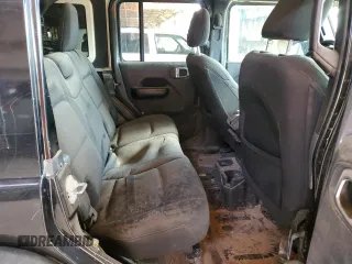 2020 Jeep Wrangler Unlimited Sport S с VIN 1C4HJXDN8LW268911, выставлен на аукционе Copart как лот 55853835 с пробегом 68 734 миль миль и На запчасти • Non repairable. История ставок и продаж доступна на DreamBid. Изображение 11.