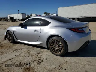 2024 Toyota GR86 with VIN JF1ZNBB16R8755068, listed as a Copart auction lot 76917694 with 2,191 mi miles and Salvage Title. Bid and sale history available at carsss.com. Image 2.