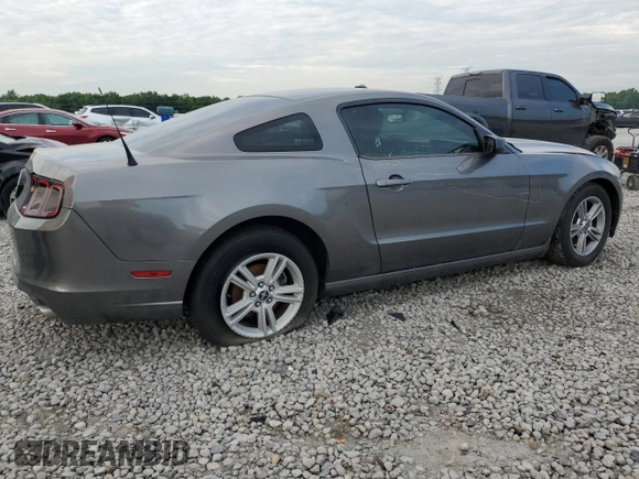 2014 Ford Mustang V6 with VIN 1ZVBP8AM9E5282862, listed as a Copart auction lot 61722205 with 161,550 mi miles and Salvage title. Bid and sale history available at DreamBid. Image 3.