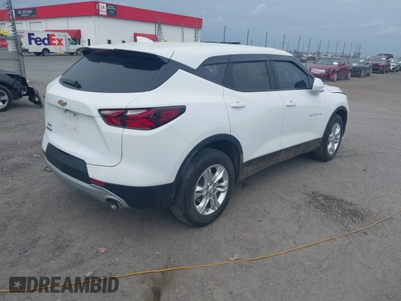 2022 Chevrolet Blazer LT z VIN 3GNKBCR48NS208791, wystawiony jako IAAI lot #41920482 z przebiegiem 45 320 mil mil oraz . Historia ofert i sprzedaży dostępna na DreamBid. Obrazek 4.