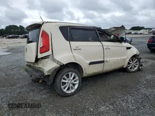 2013 Kia Soul + z VIN KNDJT2A6XD7572992, wystawiony jako Copart lot #59533185 z przebiegiem Nie podano mil oraz Czysty tytuł • Clean title. Historia ofert i sprzedaży dostępna na DreamBid. Obrazek 3.