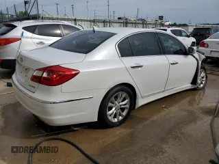 2013 Hyundai Genesis 3.8L with VIN KMHGC4DD0DU209260, listed as a Copart auction lot 71256394 with 0 mi miles and Non Repairable. Bid and sale history available at carsss.com. Image 3.