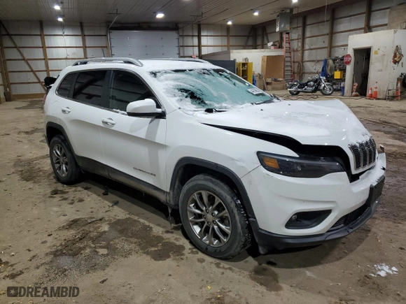 2020 Jeep Cherokee Latitude Plus with VIN 1C4PJMLB1LD530913, listed as a Copart auction lot 44709655 with 77,541 mi miles and Salvage Title. Bid and sale history available at carsss.com. Image 4.