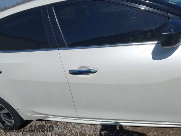 2016 Nissan Maxima SV with VIN 1N4AA6APXGC402994, listed as a IAAI auction lot 41741709 with 96,681 mi miles and . Bid and sale history available at DreamBid. Image 13.