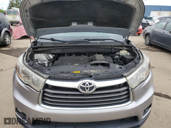 2015 Toyota Highlander LE Plus z VIN 5TDZKRFH5FS096605, wystawiony jako Copart lot #58652845 z przebiegiem 201 613 mil mil oraz Czysty tytuł • Clean title. Historia ofert i sprzedaży dostępna na DreamBid. Obrazek 12.