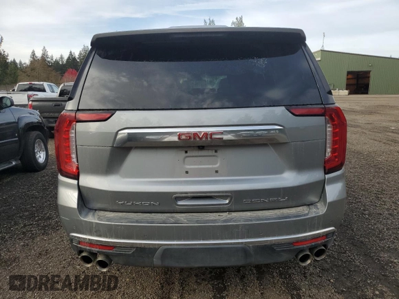 2024 GMC Yukon XL Denali with VIN 1GKS2JKL7RR181739, listed as a Copart auction lot 79890584 with 12,189 mi miles and Clean Title. Bid and sale history available at carsss.com. Image 6.