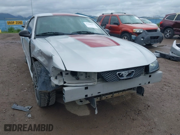 2003 Ford Mustang Standard with VIN 1FAFP40443F372464, listed as a IAAI auction lot 40085471 with 171,912 mi miles. Bid and sale history available at carsss.com. Image 6.
