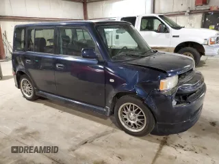 2005 Scion xB z VIN JTLKT324350199977, wystawiony jako Copart lot #54623675 z przebiegiem 50 747 mil mil oraz Szkody całkowita. Historia ofert i sprzedaży dostępna na DreamBid. Obrazek 4.