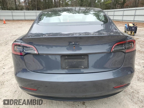 2023 Tesla Model 3 z VIN 5YJ3E1EA0PF620784, wystawiony jako Copart lot #49323115 z przebiegiem 69 263 mil mil oraz Szkoda całkowita • Salvage title. Historia ofert i sprzedaży dostępna na DreamBid. Obrazek 6.
