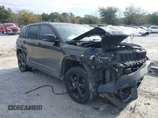 2022 Jeep Grand Cherokee Altitude с VIN 1C4RJGAGXN8574588, выставлен на аукционе IAAI как лот 41437740 с пробегом 53 952 миль миль и . История ставок и продаж доступна на DreamBid. Изображение 1.