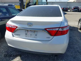 2015 Toyota Camry XLE with VIN 4T1BF1FK3FU913743, listed as a IAAI auction lot 42066972 with 136,917 mi miles and . Bid and sale history available at DreamBid. Image 16.