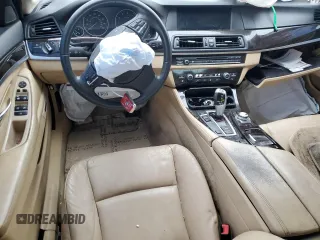 2012 BMW 5 Series 528i z VIN WBAXG5C58CDY28144, wystawiony jako Copart lot #45962185 z przebiegiem 199 354 mil mil oraz Szkoda całkowita • Salvage title. Historia ofert i sprzedaży dostępna na DreamBid. Obrazek 8.