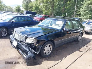 1998 Mercedes-Benz S-Class with VIN WDBGA33G4WA391919, listed as a IAAI auction lot 40139391 with 99,744 mi miles. Bid and sale history available at carsss.com. Image 17.