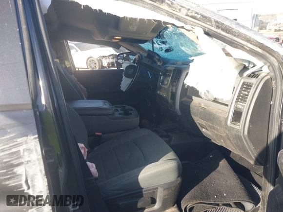 2015 Ram 2500 Tradesman with VIN 3C6UR5CL5FG674599, listed as a IAAI auction lot 41764442 with 121,161 mi miles. Bid and sale history available at carsss.com. Image 5.
