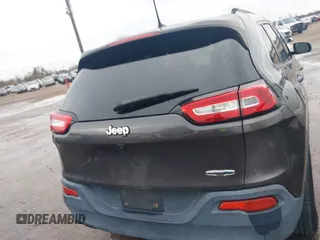 2018 Jeep Cherokee Latitude Plus with VIN 1C4PJLLBXJD621833, listed as a IAAI auction lot 41325843 with 65,326 mi miles. Bid and sale history available at carsss.com. Image 16.