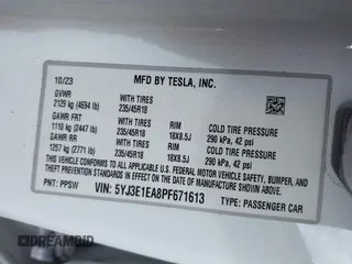 2023 Tesla Model 3 z VIN 5YJ3E1EA8PF671613, wystawiony jako IAAI lot #41737438 z przebiegiem 21 405 mil mil oraz . Historia ofert i sprzedaży dostępna na DreamBid. Obrazek 9.
