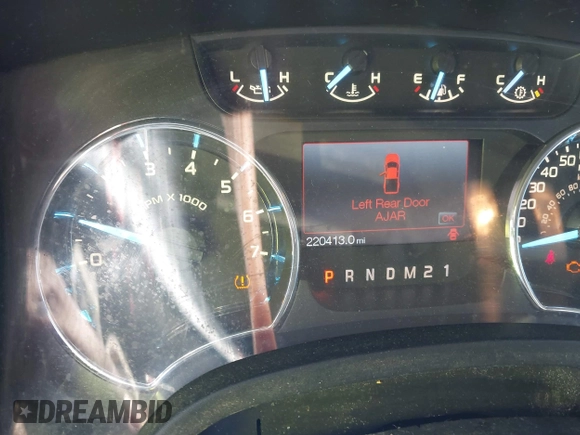 2011 Ford F-150 XL with VIN 1FTFW1CF4BFD41139, listed as a IAAI auction lot 42632967 with 220,413 mi miles and . Bid and sale history available at DreamBid. Image 7.