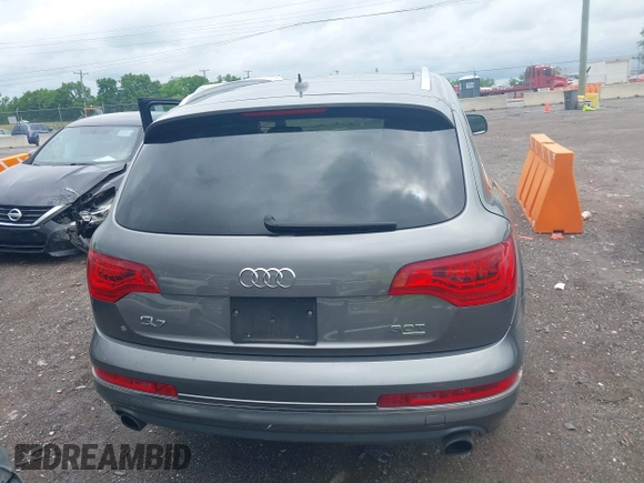 2014 Audi Q7 Premium Plus with VIN WA1LGAFE1ED003856, listed as a IAAI auction lot 42183101 with 91,696 mi miles and . Bid and sale history available at DreamBid. Image 17.
