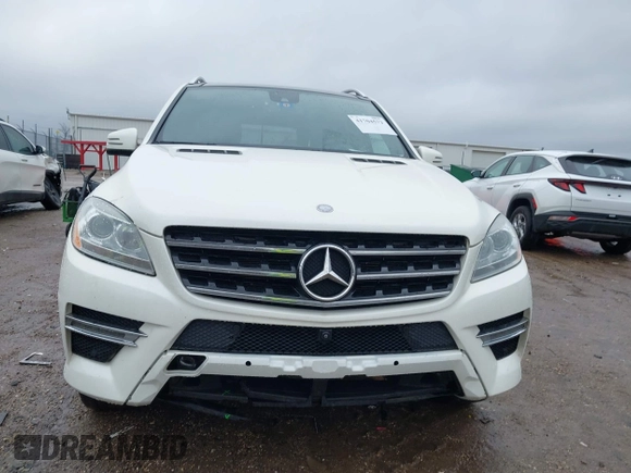 2014 Mercedes-Benz M 550 with VIN 4JGDA7DB1EA362659, listed as a IAAI auction lot 41704573 with 163,341 mi miles and . Bid and sale history available at carsss.com. Image 12.