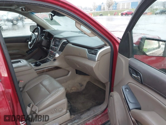 2015 GMC Yukon XL SLT with VIN 1GKS2HKC6FR501993, listed as a IAAI auction lot 41902491 with 205,669 mi miles. Bid and sale history available at carsss.com. Image 5.