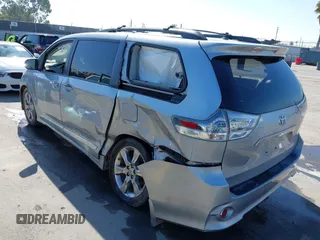 2012 Toyota Sienna SE with VIN 5TDXK3DC3CS189064, listed as a IAAI auction lot 42022390 with 193,016 mi miles and . Bid and sale history available at DreamBid. Image 3.