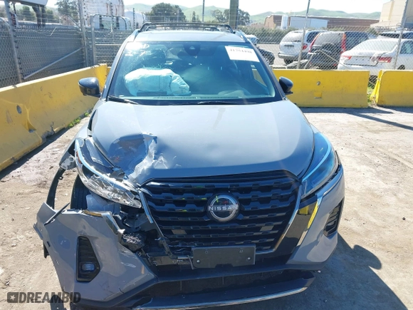 2022 Nissan Kicks SR with VIN 3N1CP5DV2NL486366, listed as a IAAI auction lot 41754498 with 50,998 mi miles. Bid and sale history available at carsss.com. Image 13.