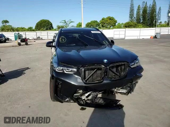 2023 BMW X3 M z VIN 5YM13EC01P9S47089, wystawiony jako Copart lot #70536243 z przebiegiem 3 041 mil mil oraz . Historia ofert i sprzedaży dostępna na DreamBid. Obrazek 11.