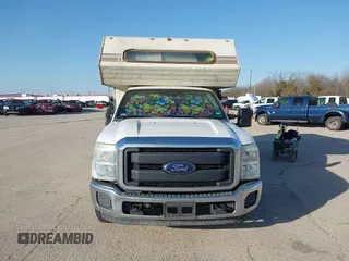 2016 Ford F-250 XLT z VIN 1FT7X2A60GEA90448, wystawiony jako IAAI lot #41778974 z przebiegiem 201 315 mil mil oraz . Historia ofert i sprzedaży dostępna na DreamBid. Obrazek 13.