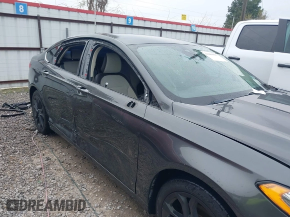 2019 Ford Fusion SE with VIN 3FA6P0HD1KR193748, listed as a IAAI auction lot 41889847 with 106,223 mi miles. Bid and sale history available at carsss.com. Image 6.