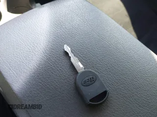 2005 Ford Explorer XLT с VIN 1FMZU63K55UA12037, выставлен на аукционе IAAI как лот 41451240 с пробегом 193 979 миль миль и . История ставок и продаж доступна на DreamBid. Изображение 11.