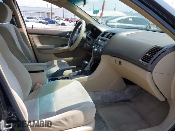 2004 Honda Accord LX z VIN 1HGCM563X4A166141, wystawiony jako IAAI lot #42406208 z przebiegiem 243 994 mil mil oraz . Historia ofert i sprzedaży dostępna na DreamBid. Obrazek 5.