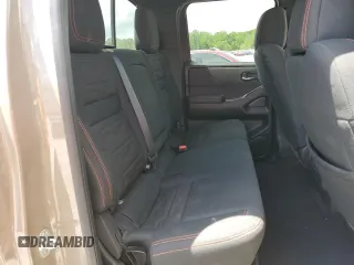 2023 Nissan Frontier SV z VIN 1N6ED1EK8PN668889, wystawiony jako Copart lot #55412555 z przebiegiem 19 323 mil mil oraz Szkoda całkowita • Salvage title. Historia ofert i sprzedaży dostępna na DreamBid. Obrazek 10.