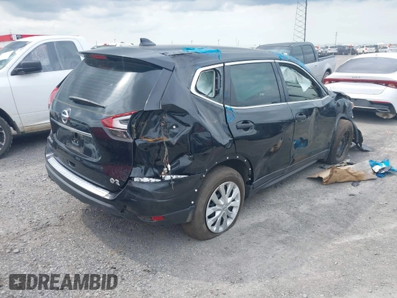 2018 Nissan Rogue SV with VIN 5N1AT2MTXJC748214, listed as a IAAI auction lot 42145360 with 121,955 mi miles. Bid and sale history available at carsss.com. Image 4.