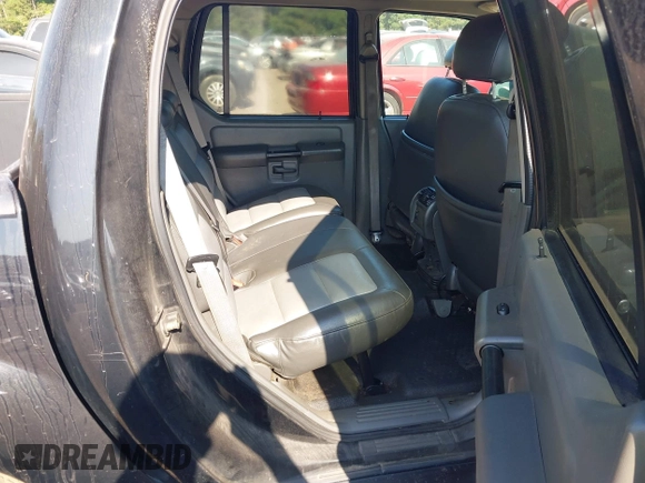 2004 Ford Explorer Sport Trac XLS с VIN 1FMZU67K14UB76295, выставлен на аукционе IAAI как лот 42387004 с пробегом Не указан миль и . История ставок и продаж доступна на DreamBid. Изображение 8.