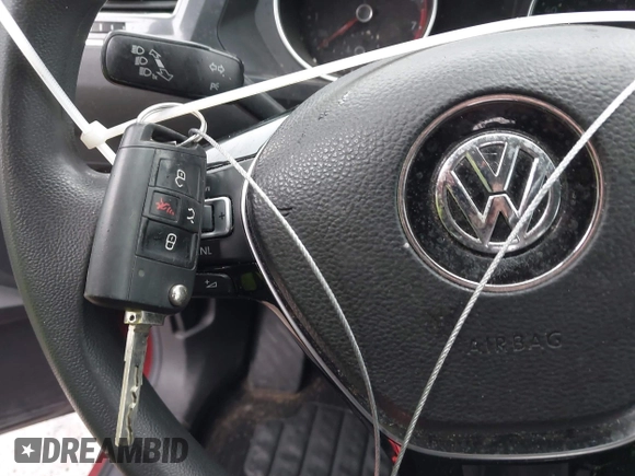 2018 Volkswagen Tiguan S with VIN 3VV1B7AX8JM124827, listed as a IAAI auction lot 41544321 with 101,492 mi miles and . Bid and sale history available at DreamBid. Image 11.