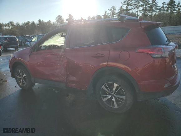 2016 Toyota RAV4 XLE with VIN JTMRFREV0GJ086087, listed as a Copart auction lot 83670964 with 83,045 mi miles and Salvage Title. Bid and sale history available at carsss.com. Image 2.