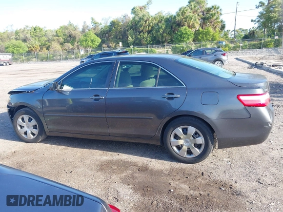 2007 Toyota Camry CE with VIN 4T1BE46K77U147361, listed as a IAAI auction lot 41918501 with 267,924 mi miles. Bid and sale history available at carsss.com. Image 15.