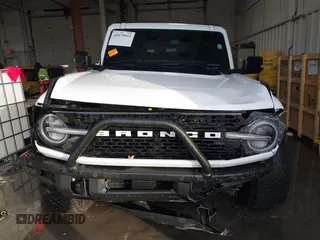 2022 Ford Bronco with VIN 1FMEE5DP0NLB52759, listed as a IAAI auction lot 41079932 with 46,503 mi miles. Bid and sale history available at carsss.com. Image 12.