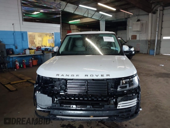 2018 Land Rover Range Rover HSE with VIN SALGS2SV9JA386550, listed as a IAAI auction lot 42189527 with 46,972 mi miles and . Bid and sale history available at DreamBid. Image 13.