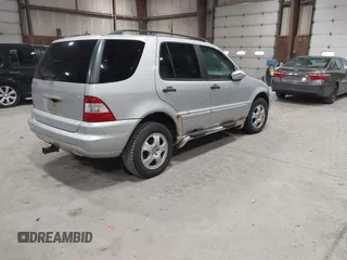 2002 Mercedes-Benz M 320/430/500 with VIN 4JGAB54E42A343467, listed as a IAAI auction lot 41891163 with 173,924 mi miles and . Bid and sale history available at DreamBid. Image 4.