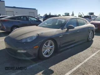 2011 Porsche Panamera S with VIN WP0AB2A73BL060653, listed as a Copart auction lot 82918904 with 91,834 mi miles and Clean Title. Bid and sale history available at DreamBid. Image 1.