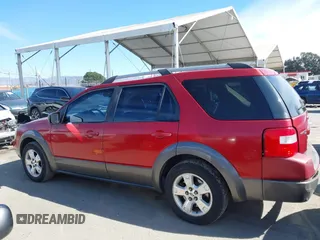 2005 Ford Freestyle SEL with VIN 1FMDK05185GA01596, listed as a IAAI auction lot 41637165 with 210,432 mi miles. Bid and sale history available at carsss.com. Image 14.